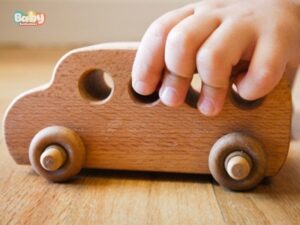 Làm thế nào để lựa chọn đồ chơi an toàn và hiệu quả cho trẻ em